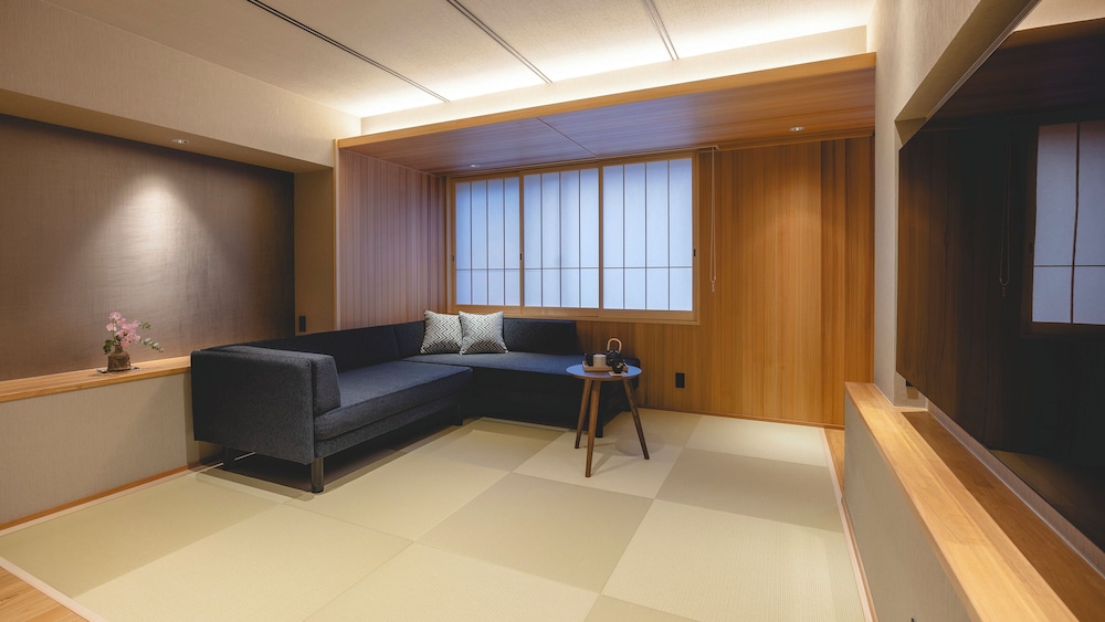 Deluxe Room, Non Smoking (Residence,No View-A Type) - Photo 4