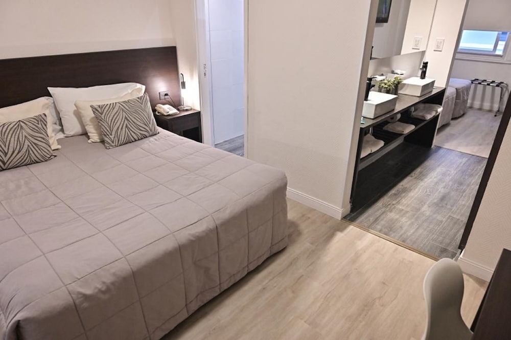 Quadruple Room photo 3