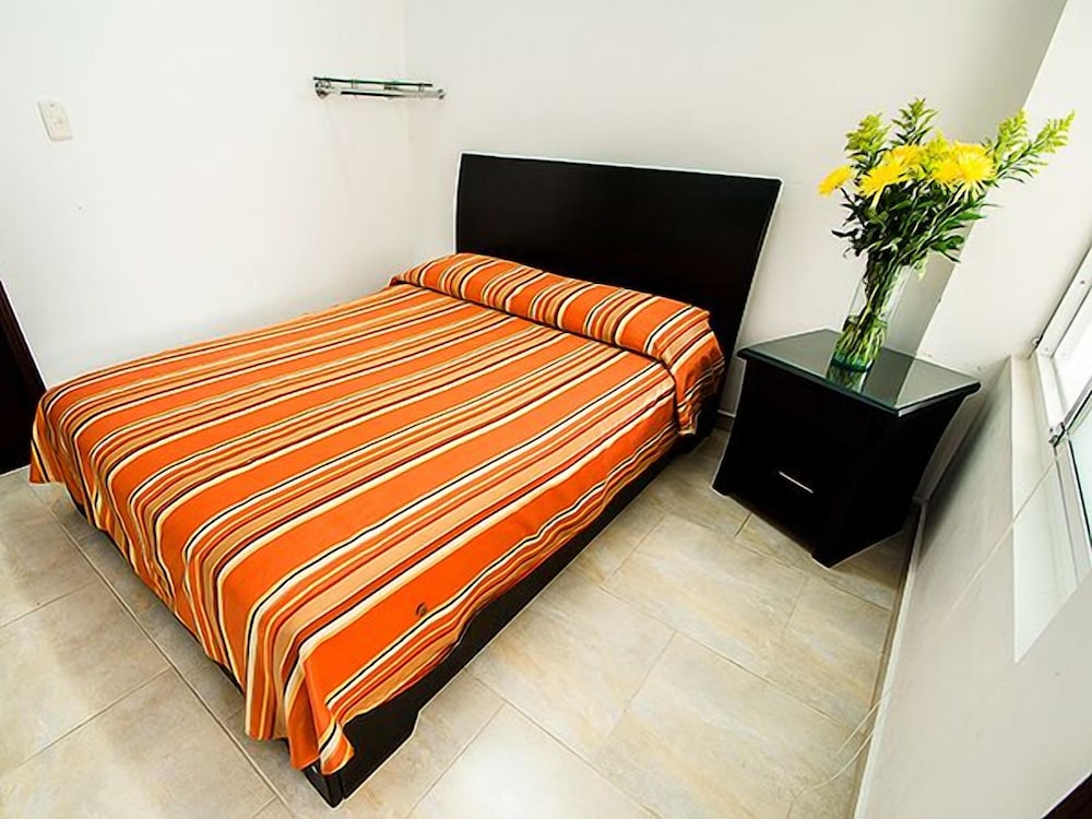 Double Room With Air Conditioner photo 1