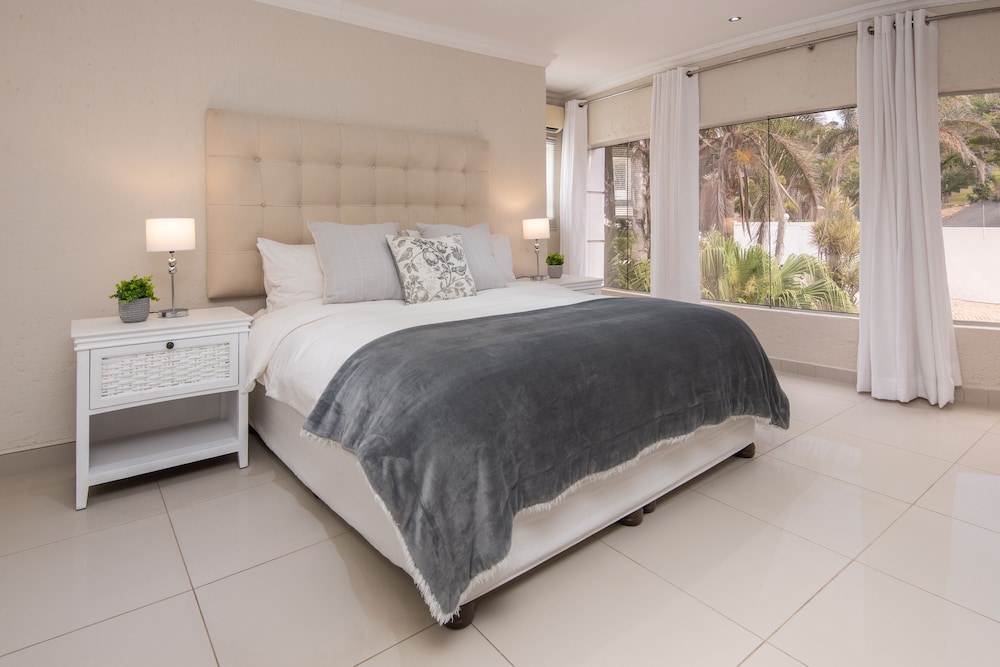 Sunset Suite photo 1