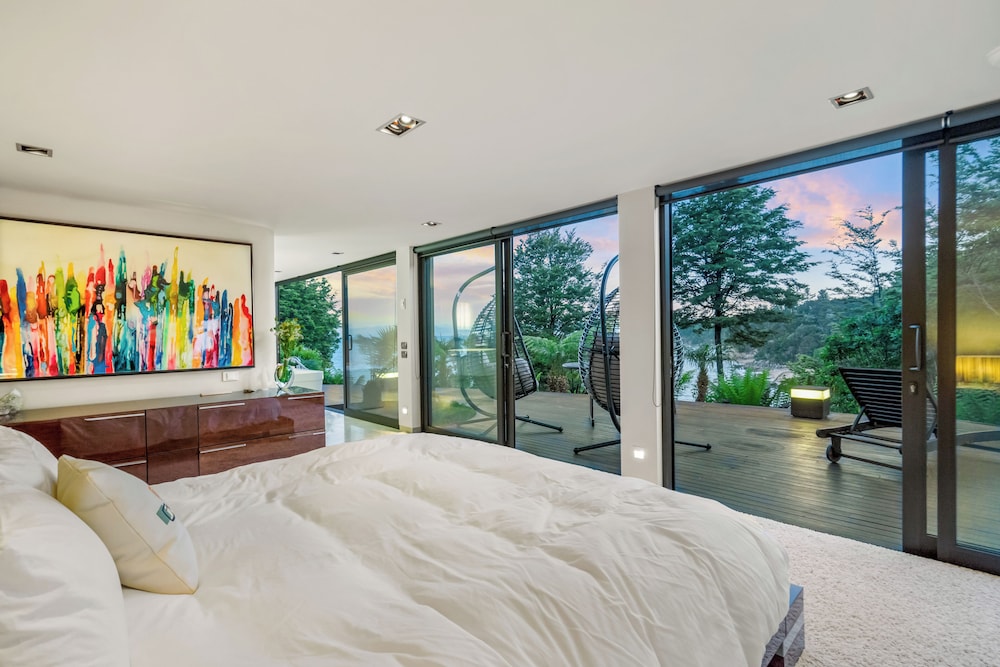 Luxury Suite, Oceanfront