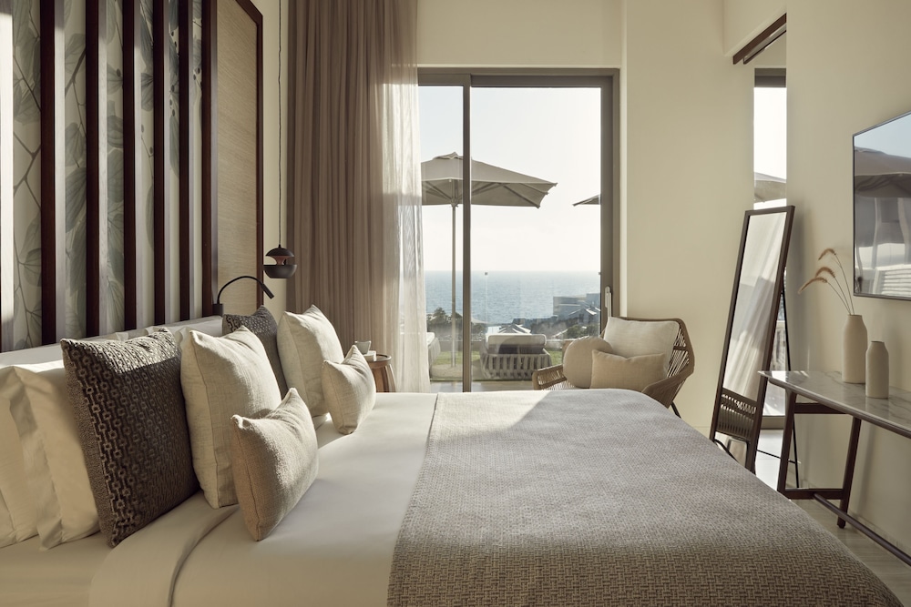 Mare Suite Pool View - Photo 3