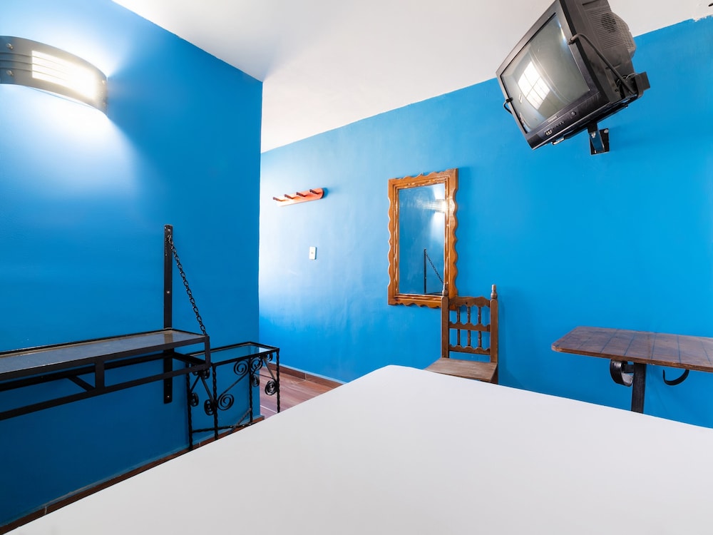 Standard Room - Photo 7