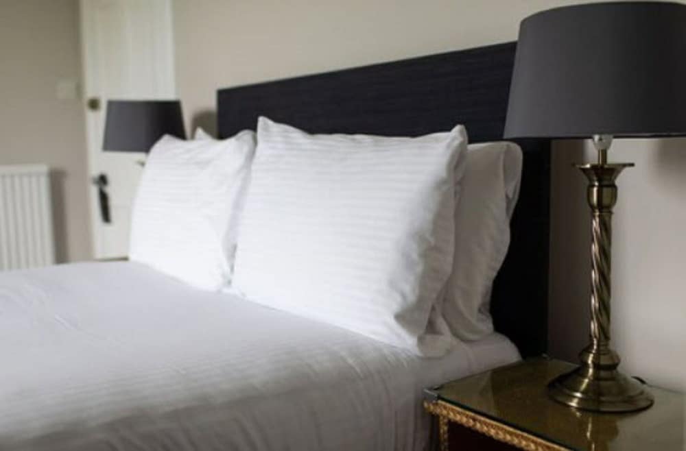 Standard Double Room, 1 Double Bed, Non Smoking, Ensuite photo 3