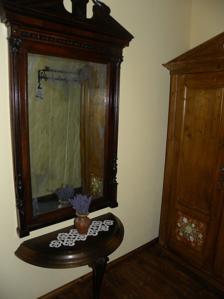 Comfort Twin Room, 2 Twin Beds, City View photo 3