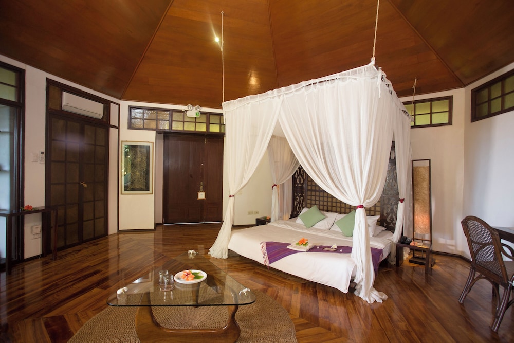 Digital Detox Villa - Photo 1