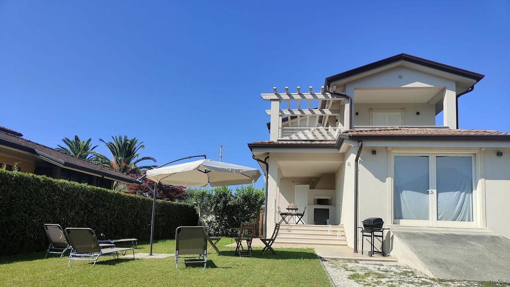 House photo 1