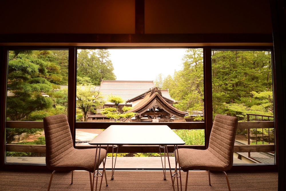 Japanese-Style Deluxe Family Room with Private Shower and Toilet, Non-Smoking photo 3