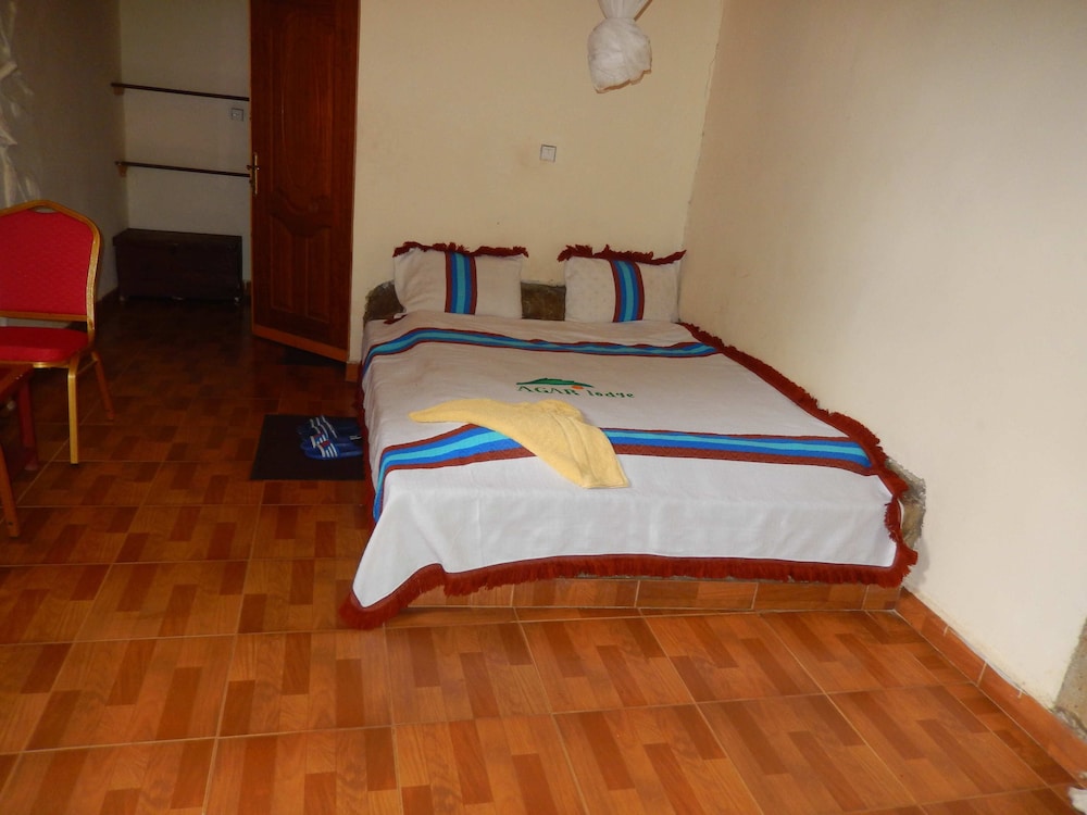 Basic Double Room photo 1