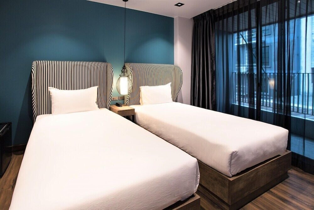 Superior Twin Room, Balcony, City View