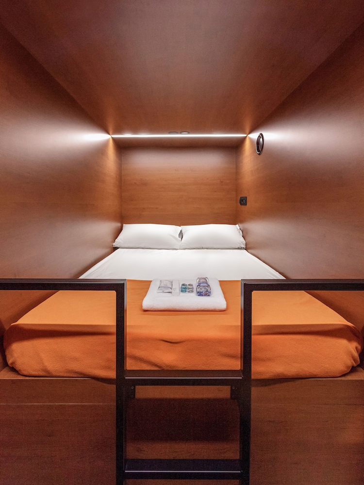Mini-room upper Yin yang (12-hour Accommodation)