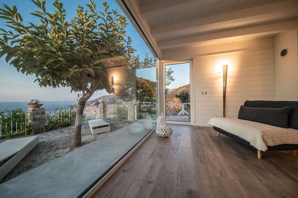 Panoramic Bungalow photo 3