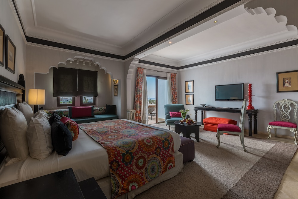 Junior Suite, 1 Queen Bed, Ocean View photo 1