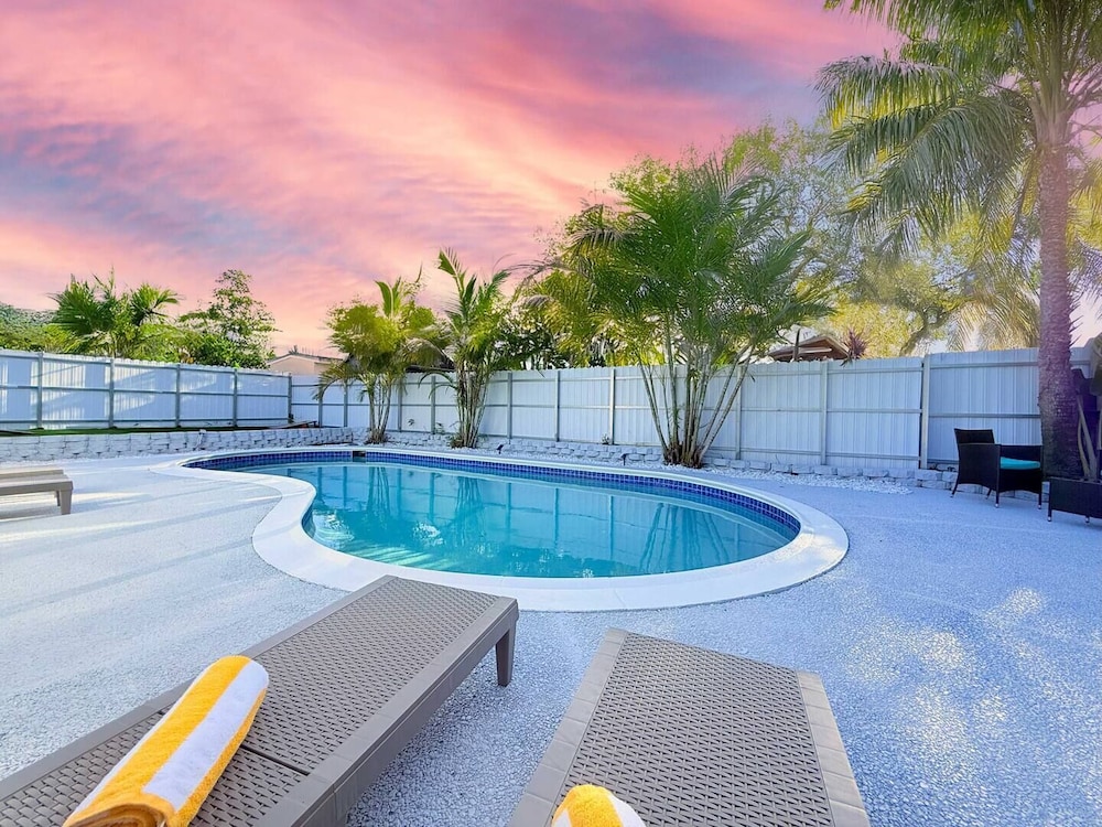 Palm House Near Beach Game Room Pool King Beds, Φωτογραφία 6