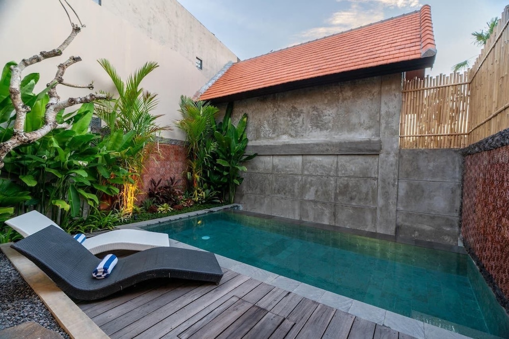 Luxury Villa - Photo 24