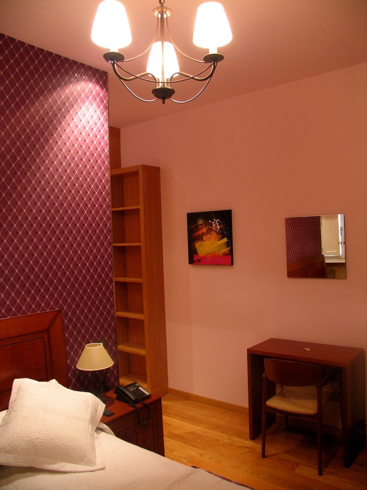Standard Double Room, City View photo 3
