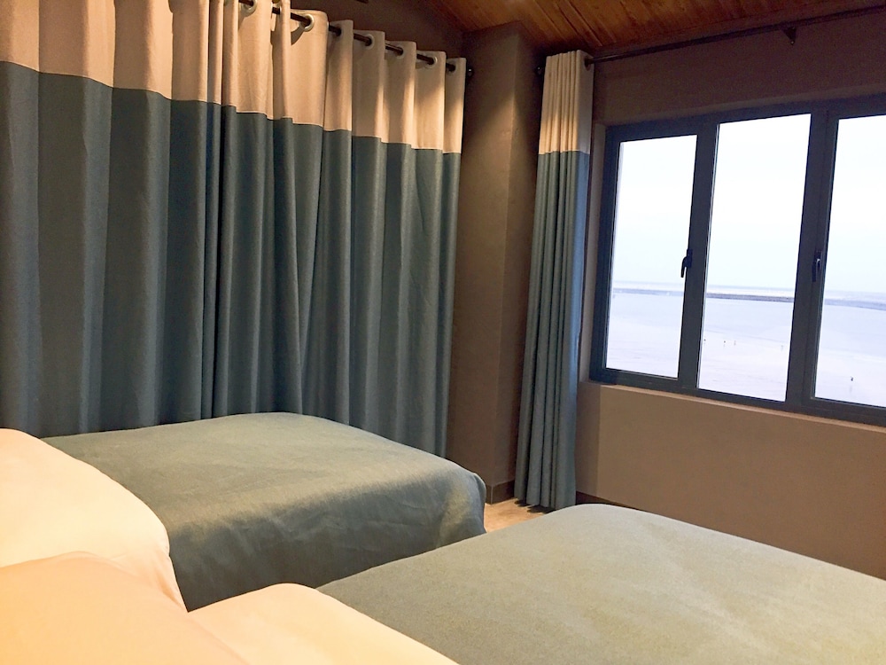 Comfort Suite-A photo 2