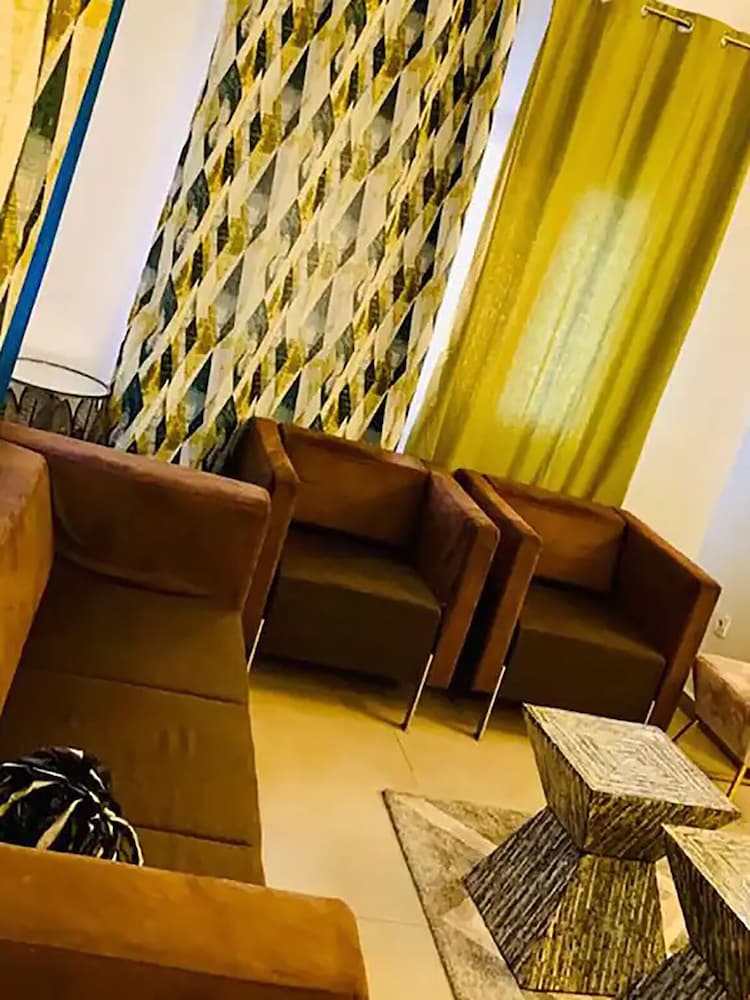 Apartment, 2 Bedrooms, Accessible, Smoking