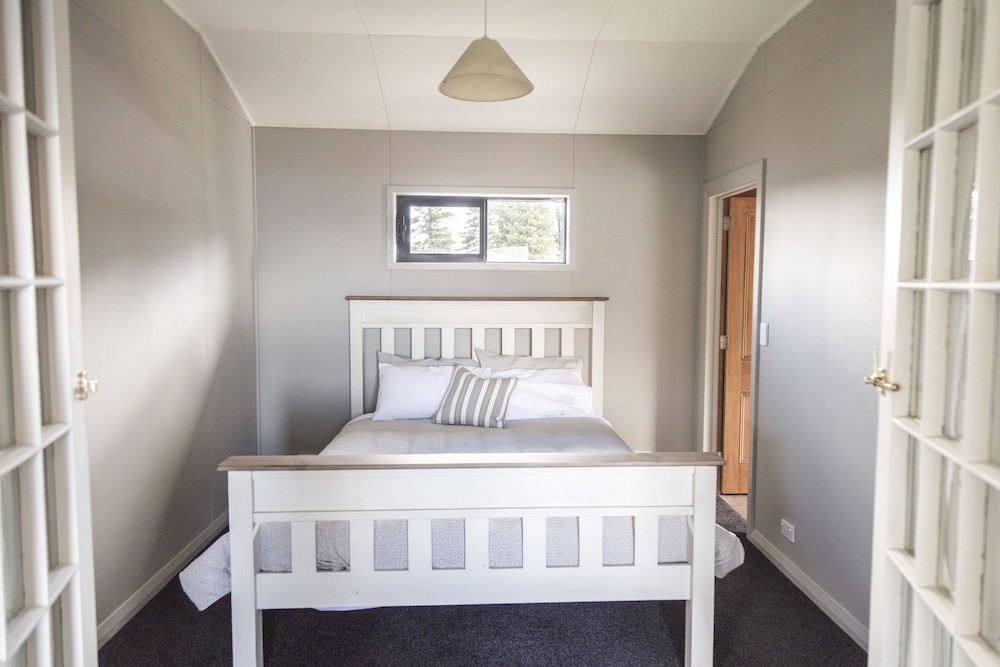House, 3 Bedrooms, Mountain View (Lake Ohau Getaway) photo 3