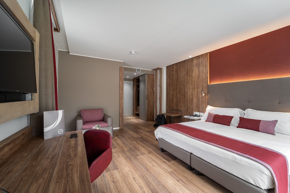 Superior Double Room Single Use - Photo 1