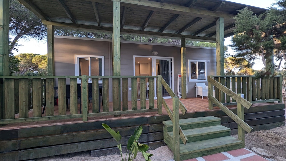 Mobile Home - Photo 1
