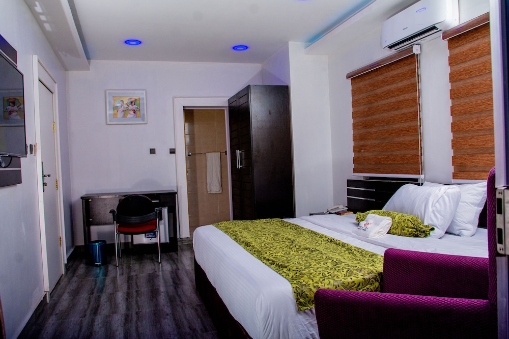 Executive Room