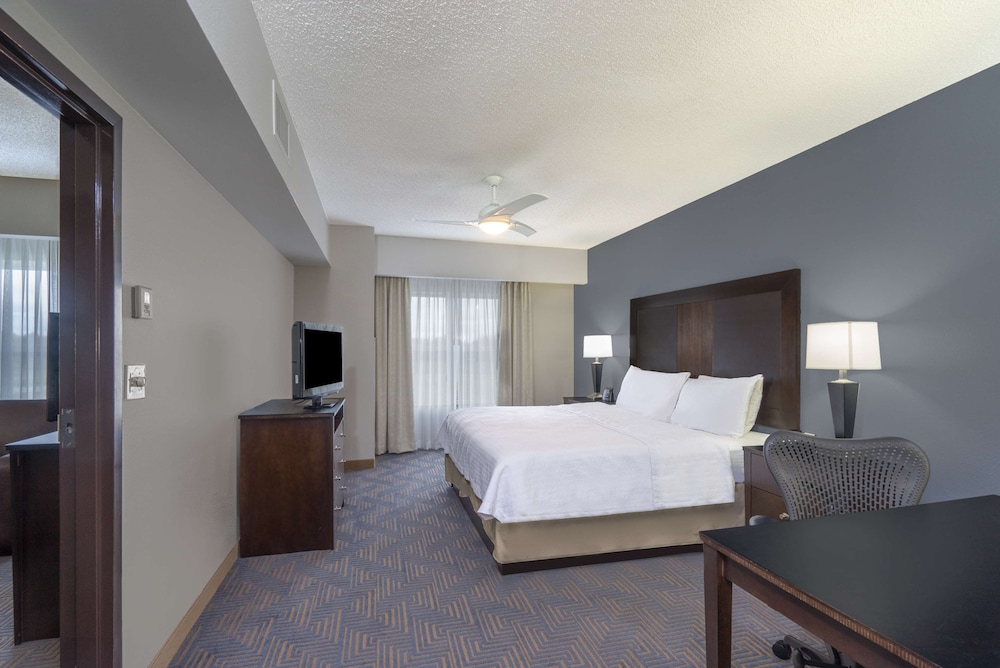 Room, Accessible, Non Smoking - Photo 3
