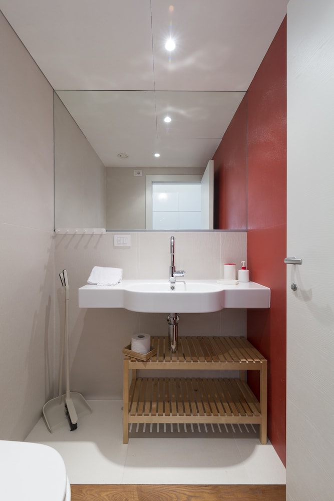 Panoramic Penthouse, 1 Bedroom, Mountain View photo 3