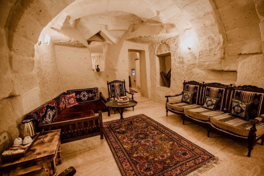 Family Cave Room photo 3