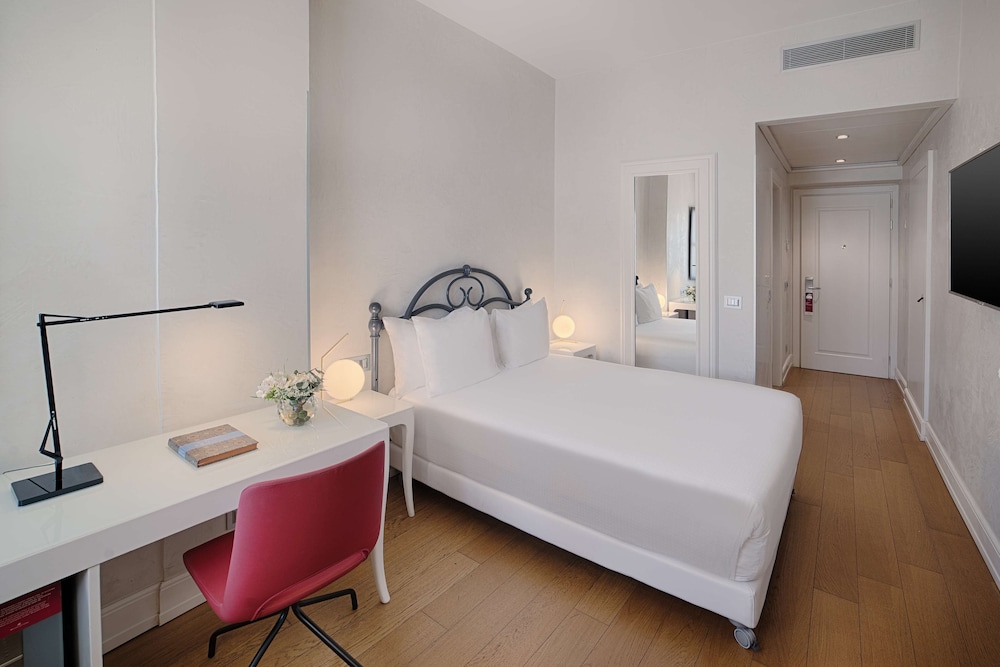 Superior Room - Photo 1