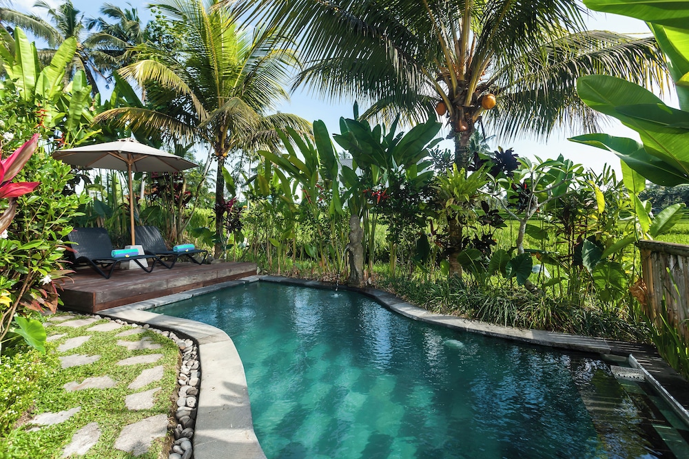 Villa with Garden View with Free Daily Afternoon Tea photo 2