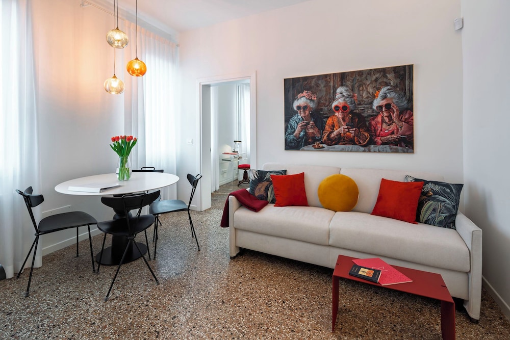 Superior Apartment, City View photo 1