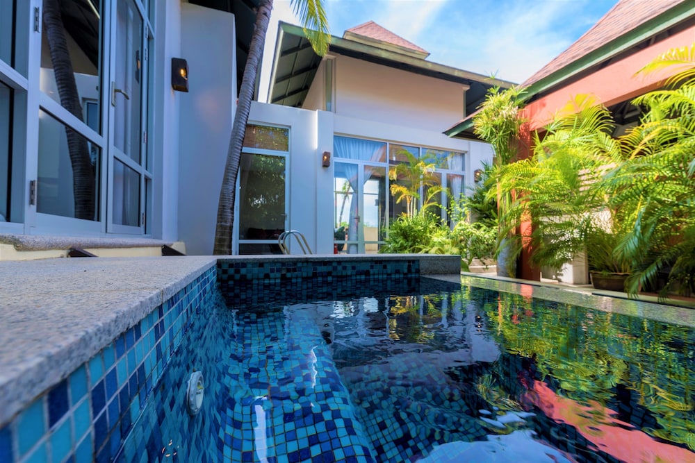 One-Storey Villa with Private Pool photo 2