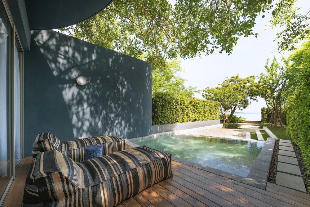 Beach Front Pool Villa (Non - Smoking)