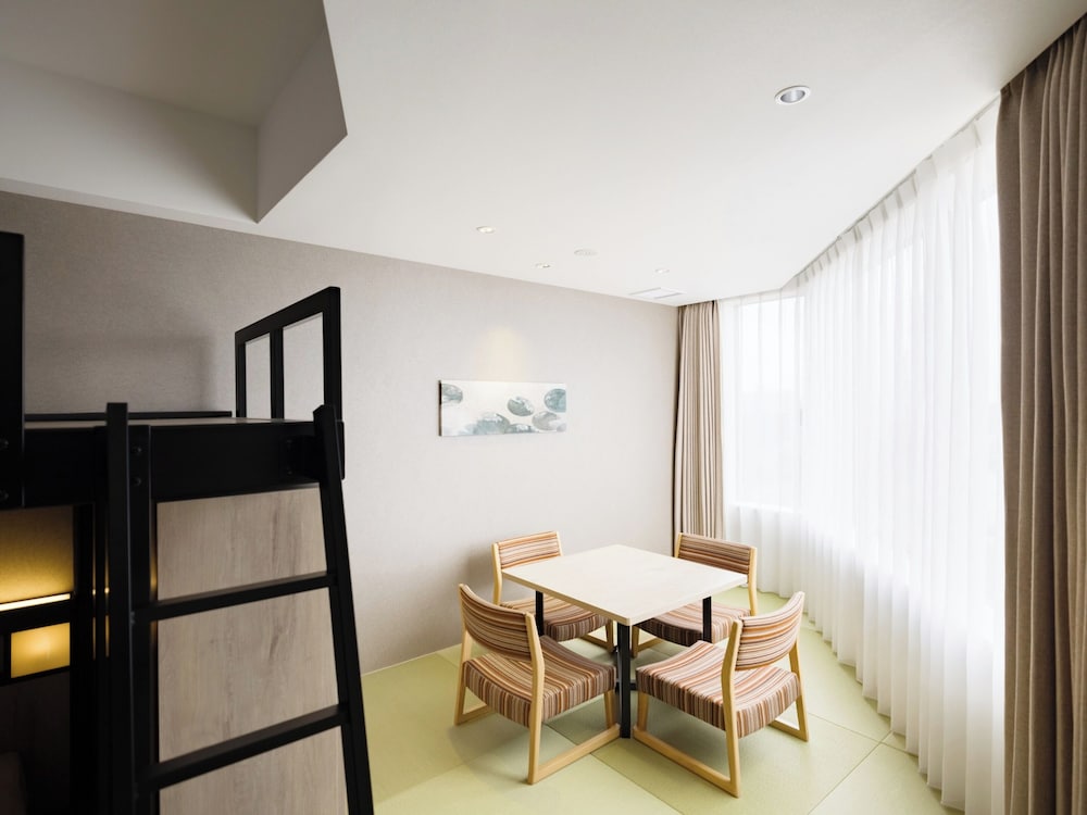Superior Family Room (Japanese-Western-Style Room) photo 2