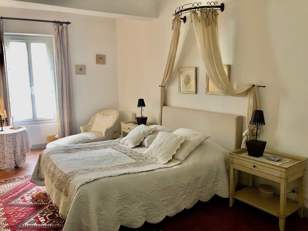 Double Room (Miel) photo 1