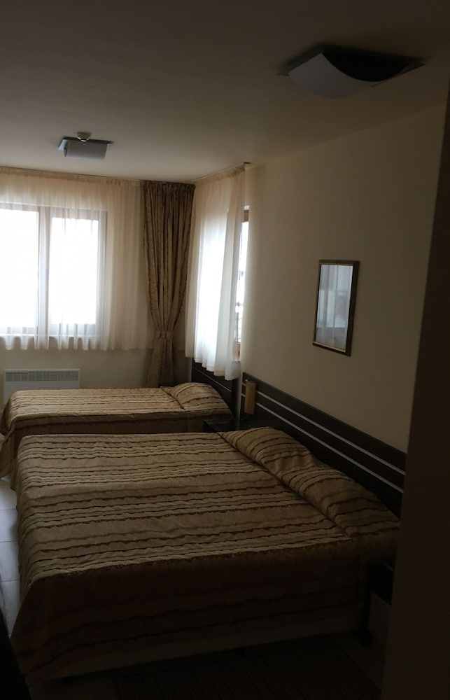 Comfort Triple Room photo 2