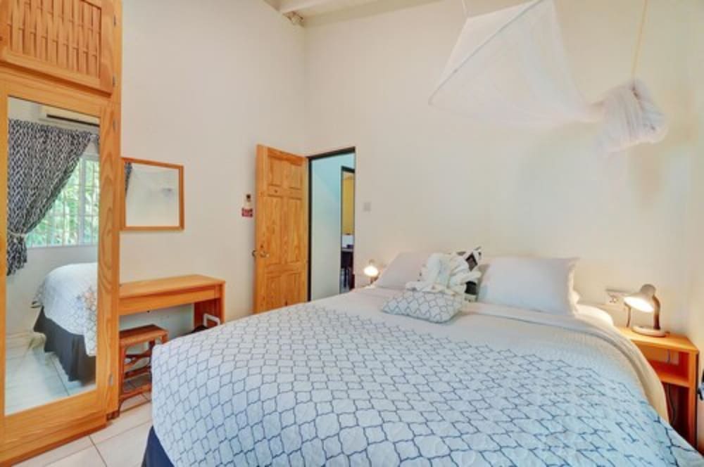Velsheda, 2 Bedroom Upper Floor, Ocean View