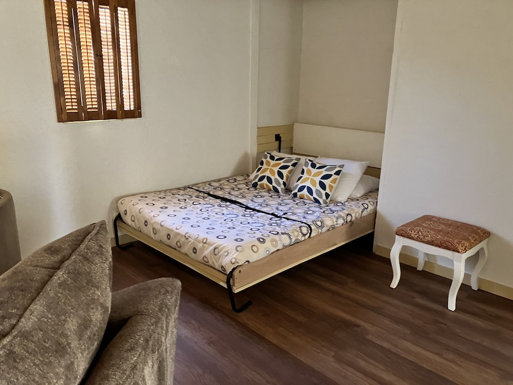 Exclusive Villa, Multiple Beds (Pickford Palms Estate C House, 6 mi f) - Photo 3
