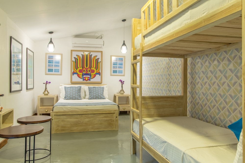 Standard Double Room, 1 King Bed, Corner
