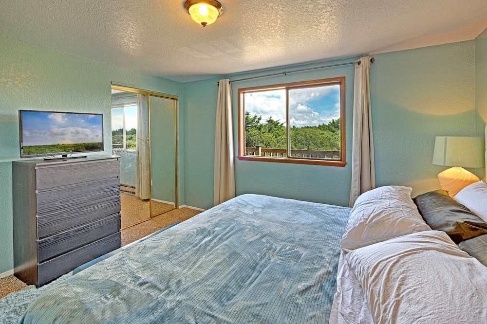 Family Condo, 1 Bedroom, Beach View, Beachfront photo 1