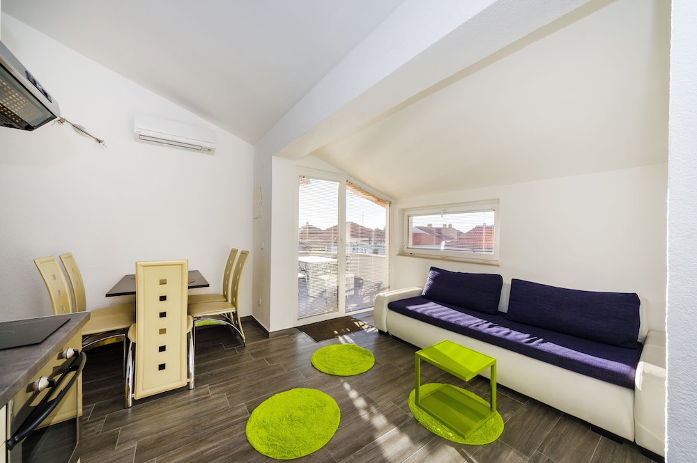 Family Apartment, Multiple Beds, City View photo 1