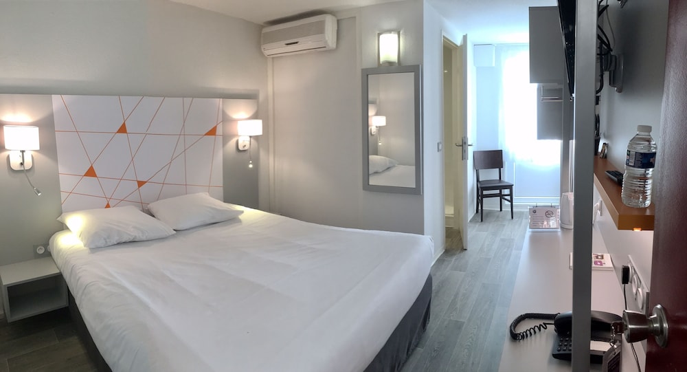 Comfort Room (Double or Twin)