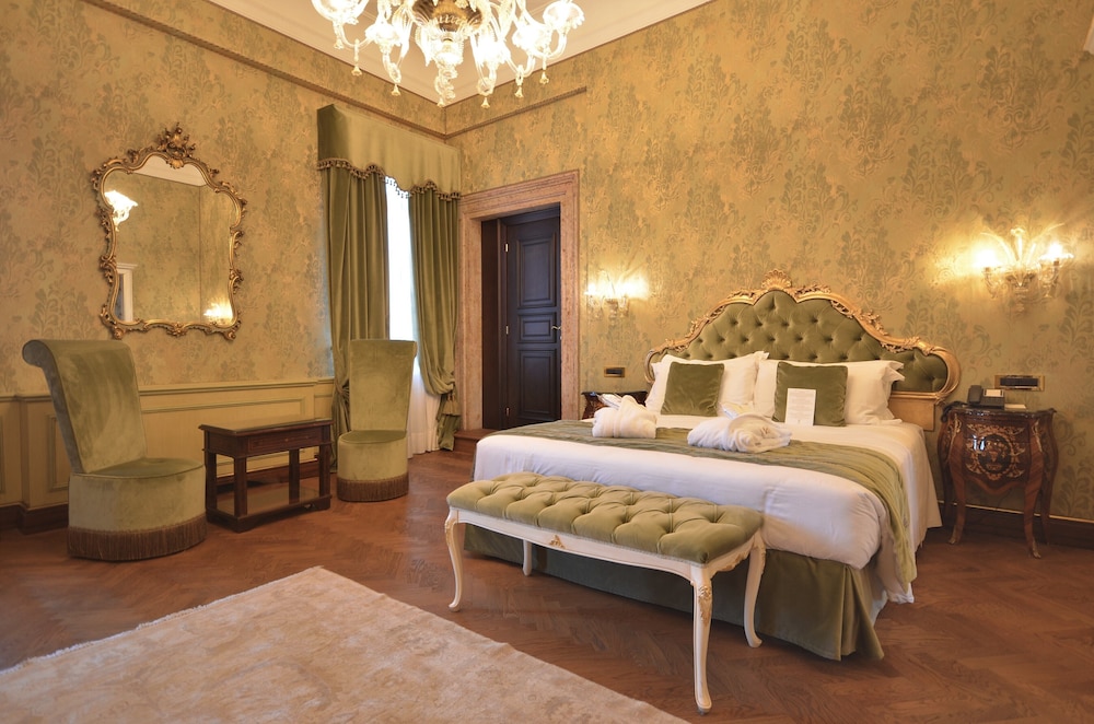 Junior Suite - Photo 9
