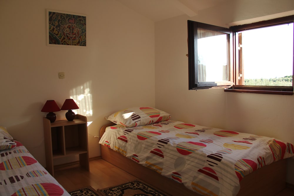 Apartment, 2 Bedrooms, Smoking, Terrace