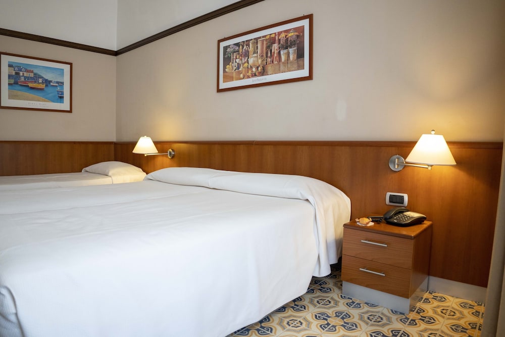 Economy Double Room, Courtyard Area photo 2