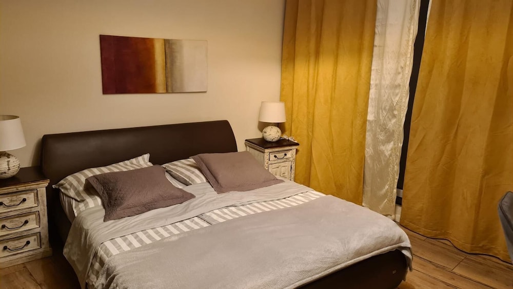 Comfort Apartment, 3 Bedrooms photo 3