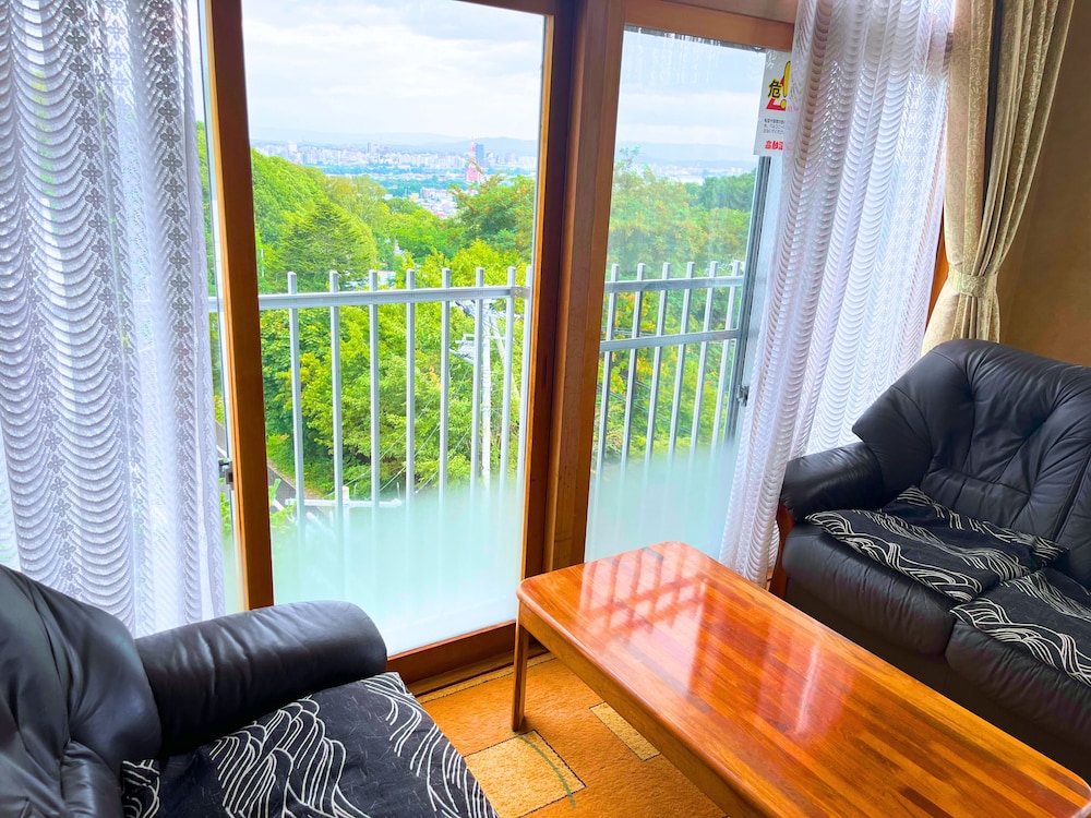 Standard Japanese-Style Room, Up to 6 people - Photo 3