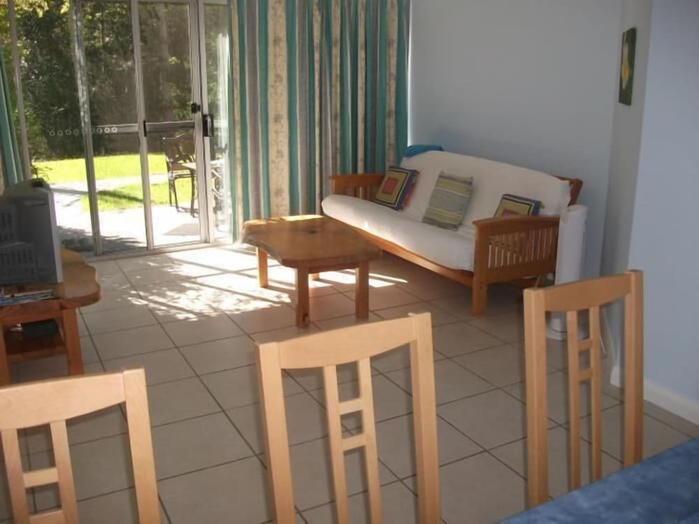 Standard Suite, 2 Bedrooms, Non Smoking, Kitchen (Apartment 1N) photo 2
