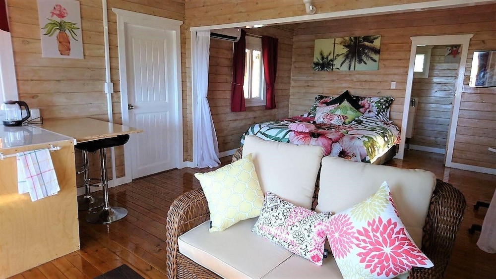 Red Hibiscus Villa 4 photo 1